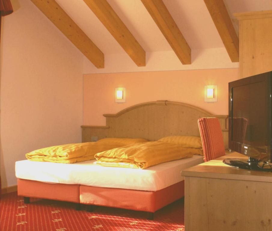 Hotel Scoiattolo Tesero Rum bild